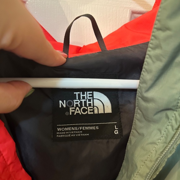 Women's North Face HYVENT Rain Jacket Size: Large - Picture 5 of 5